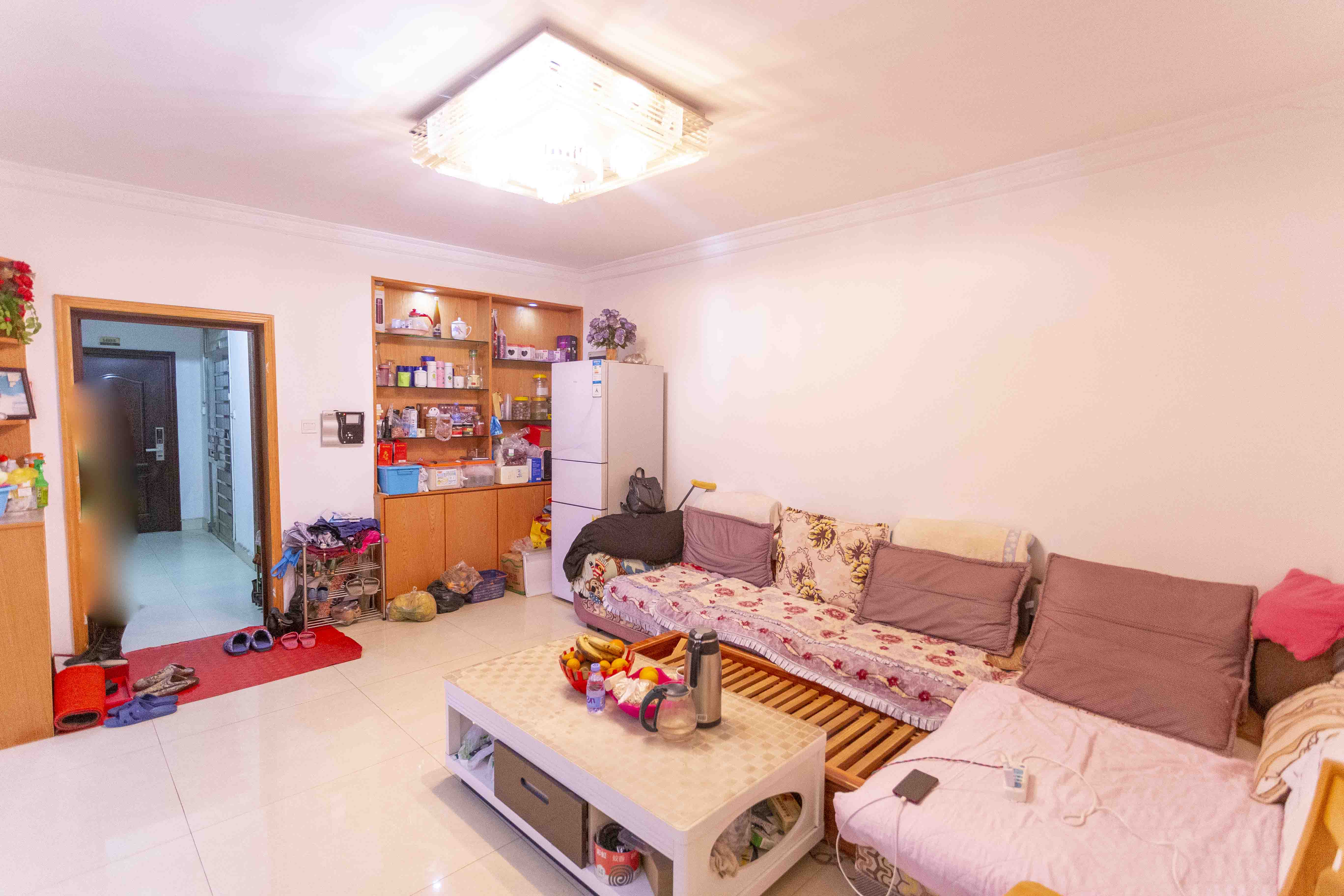 龙洲馨苑 2室2厅1卫 68.0万 龙洲馨苑 2室2厅1卫 68.0万客厅