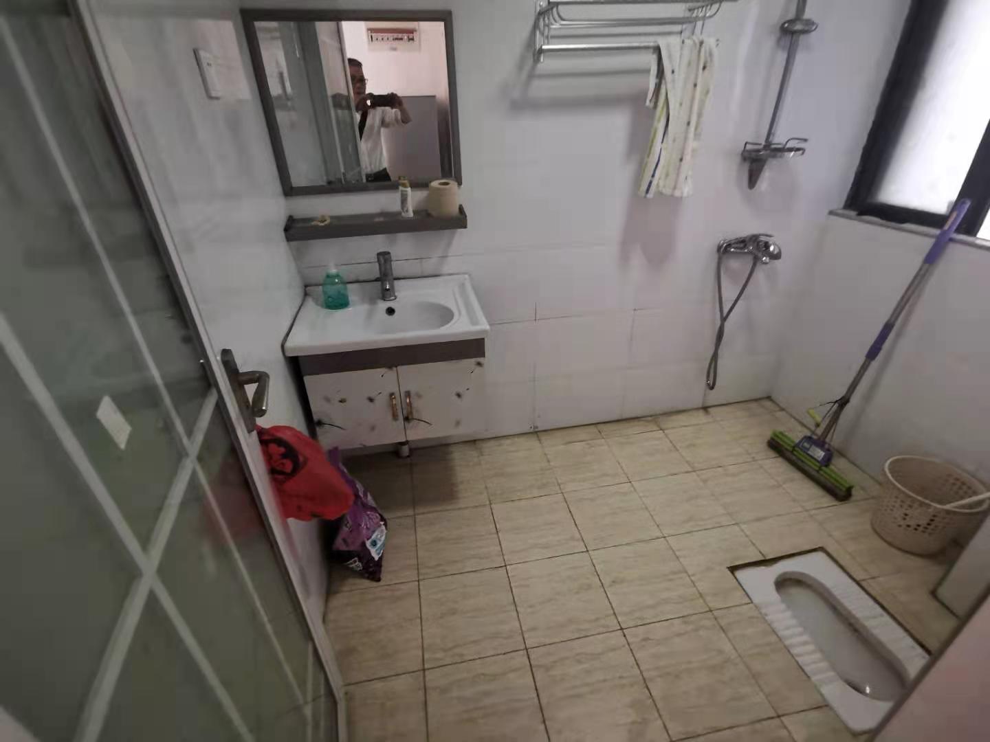 城南故事家园  2室1厅1卫    2000.0元/月室内图