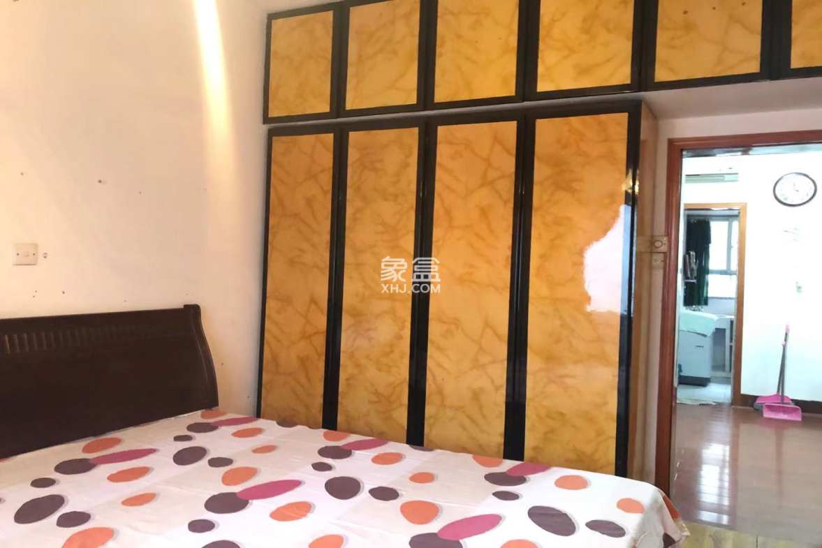 人民中路 2室2厅1卫 900.0元/月 人民中路 2室2厅1卫 900.0元/月室内图