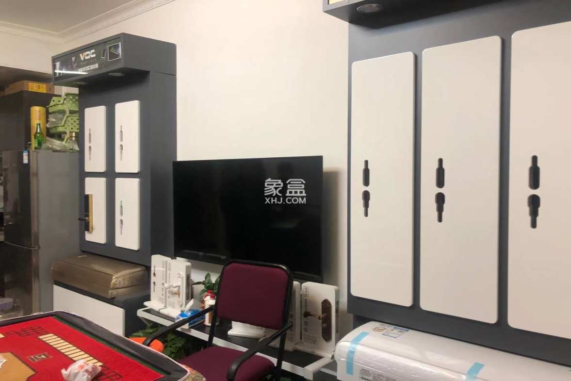 香格里拉 1室1厅1卫 34.8万 香格里拉 1室1厅1卫 34.8万客厅