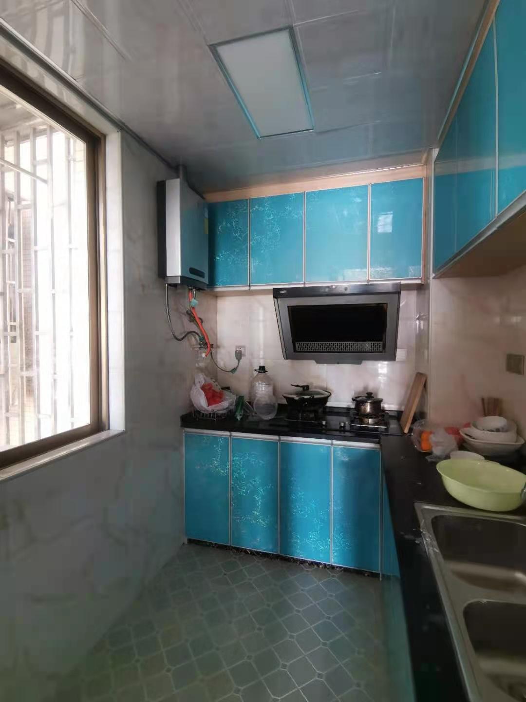 拓兴阳光新城 2室1厅1卫 2000.00元/月 拓兴阳光新城 2室1厅1卫 2000.00元/月室内图