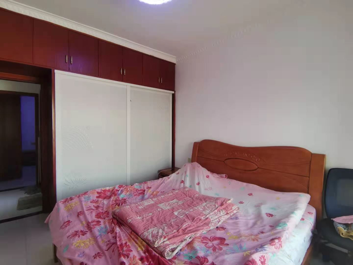 拓兴阳光新城 2室1厅1卫 2000.00元/月 拓兴阳光新城 2室1厅1卫 2000.00元/月室内图