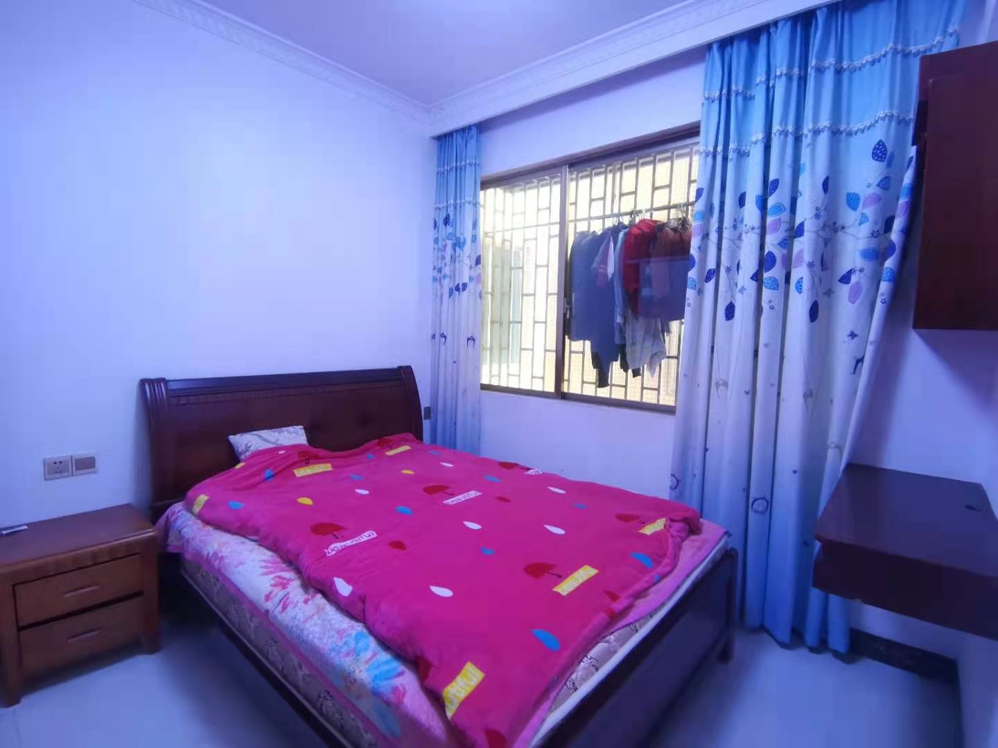 拓兴阳光新城 2室1厅1卫 2000.00元/月 拓兴阳光新城 2室1厅1卫 2000.00元/月室内图