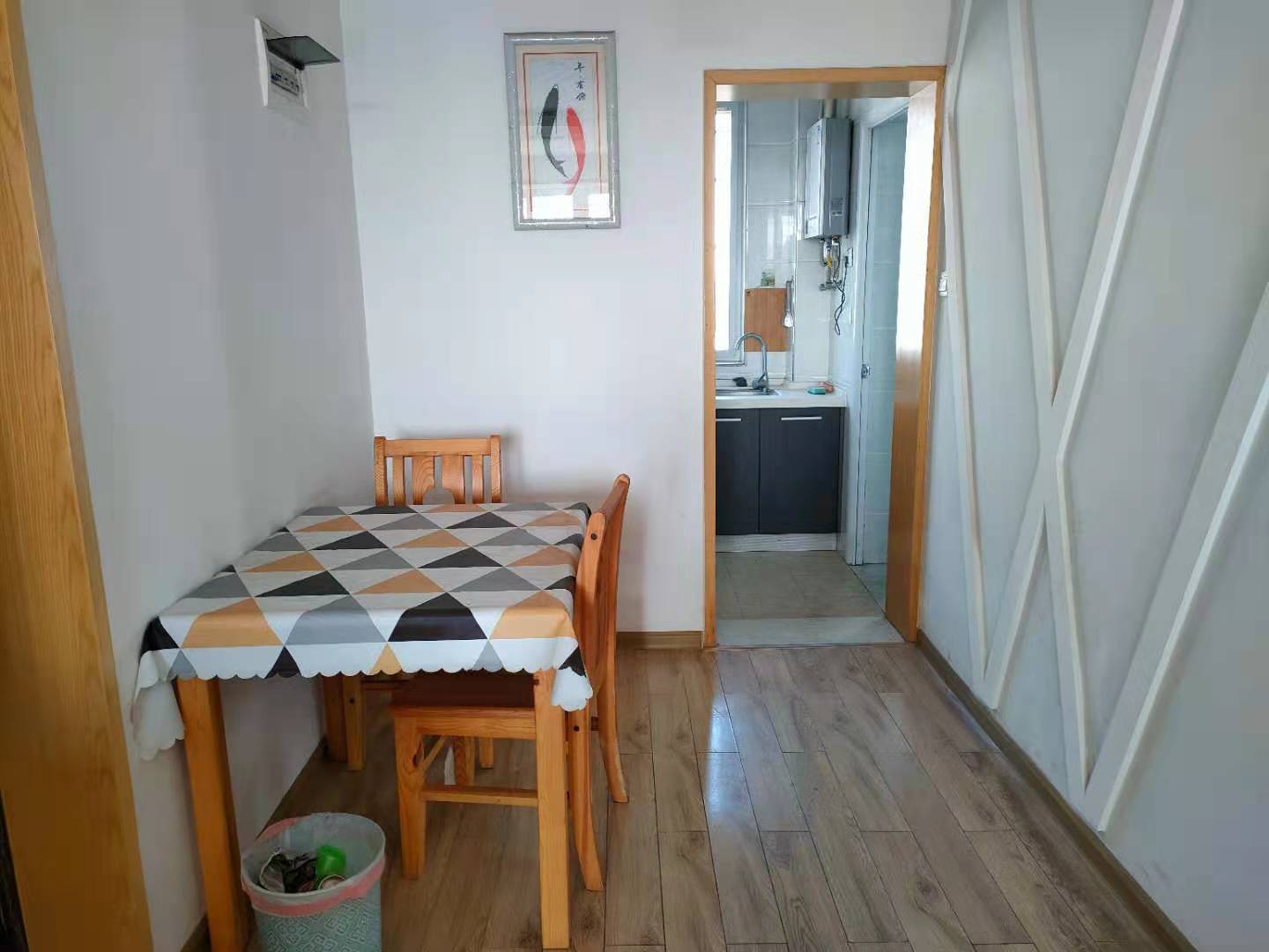 芙蓉丽景 2室2厅1卫 1300.0元/月 芙蓉丽景 2室2厅1卫 1300.0元/月室内图