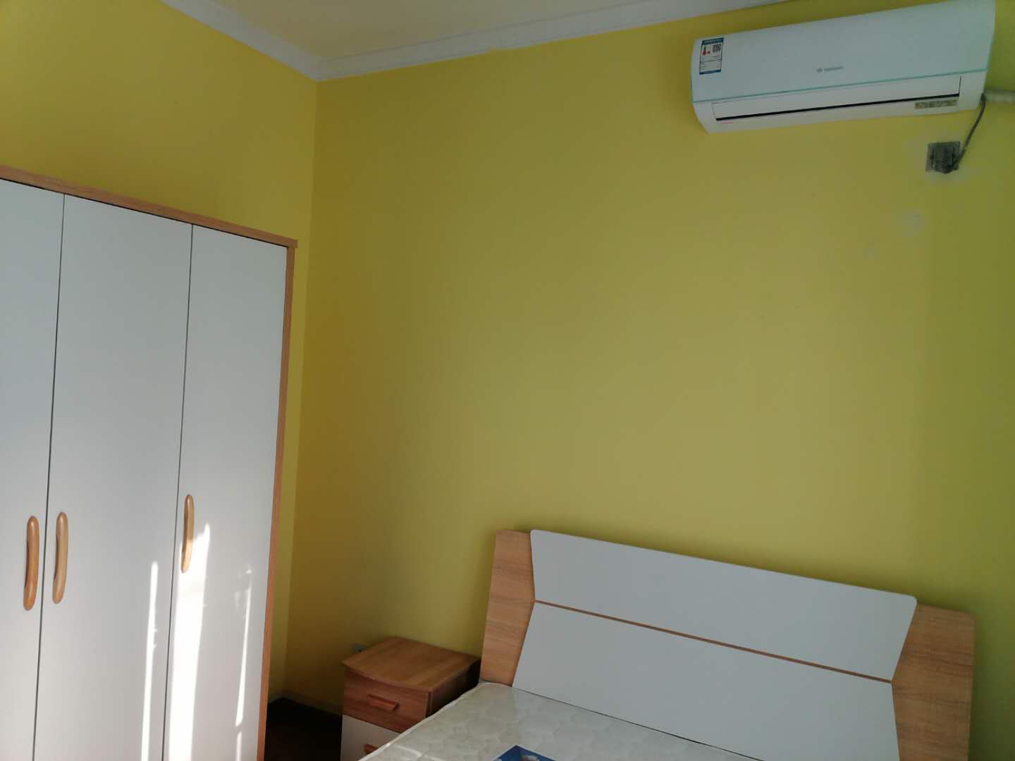 二江花园 2室1厅1卫 1800.0元/月 二江花园 2室1厅1卫 1800.0元/月室内图