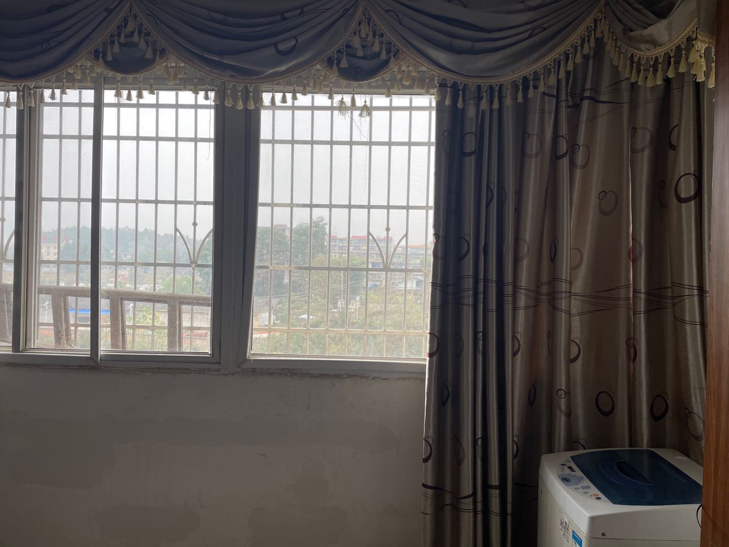 迎丰新苑 2室2厅1卫 33.8万 迎丰新苑 2室2厅1卫 33.8万阳台