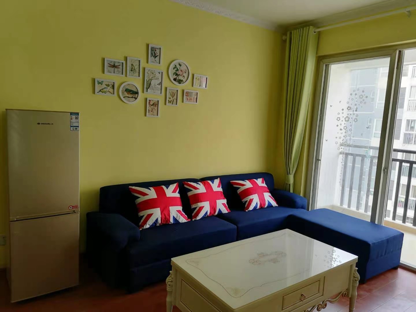 二江花园 2室1厅1卫 1800.0元/月 二江花园 2室1厅1卫 1800.0元/月室内图