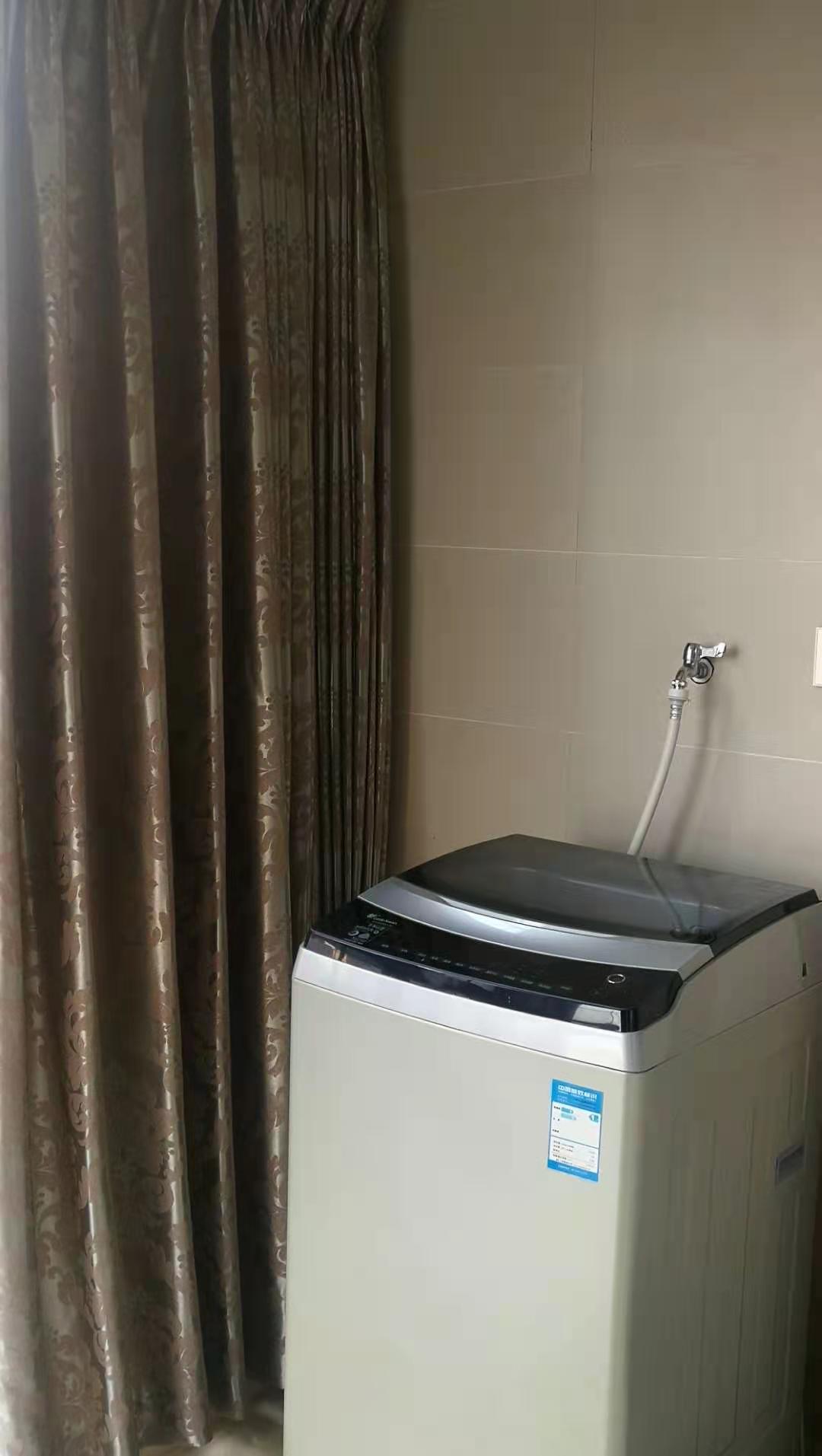 大学康城 4室2厅2卫 120.0万 大学康城 4室2厅2卫 120.0万卫生间