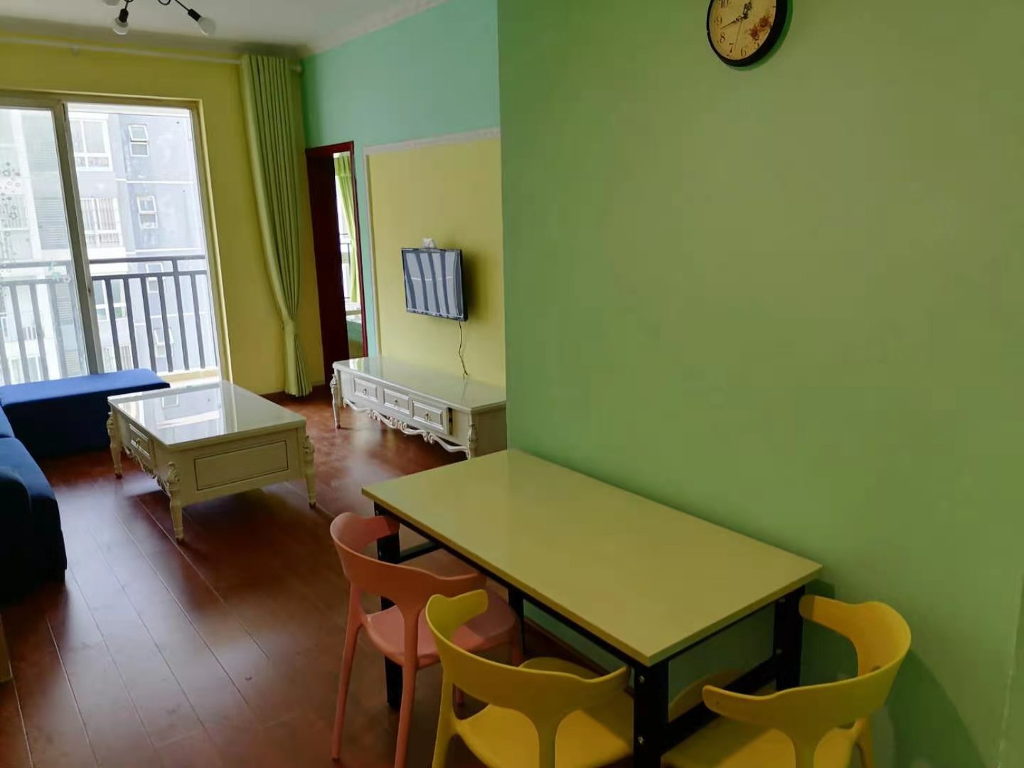 二江花园 2室1厅1卫 1800.0元/月 二江花园 2室1厅1卫 1800.0元/月室内图