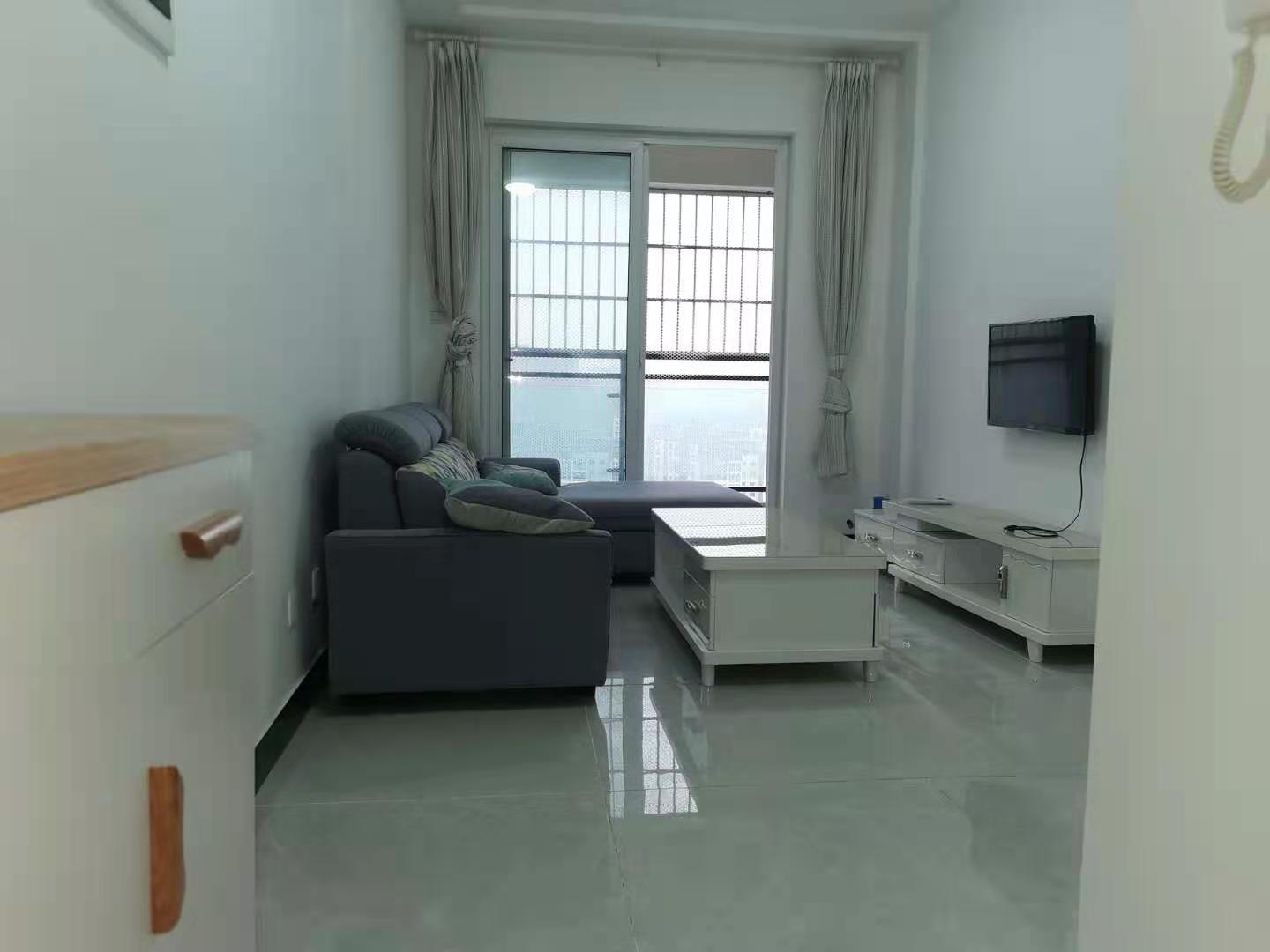 南湖春天 1室1厅1卫 1500.0元/月 南湖春天 1室1厅1卫 1500.0元/月室内图