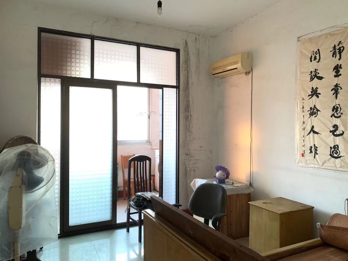 板塘工商所宿舍 2室2厅1卫 800.0元/月 板塘工商所宿舍 2室2厅1卫 800.0元/月室内图