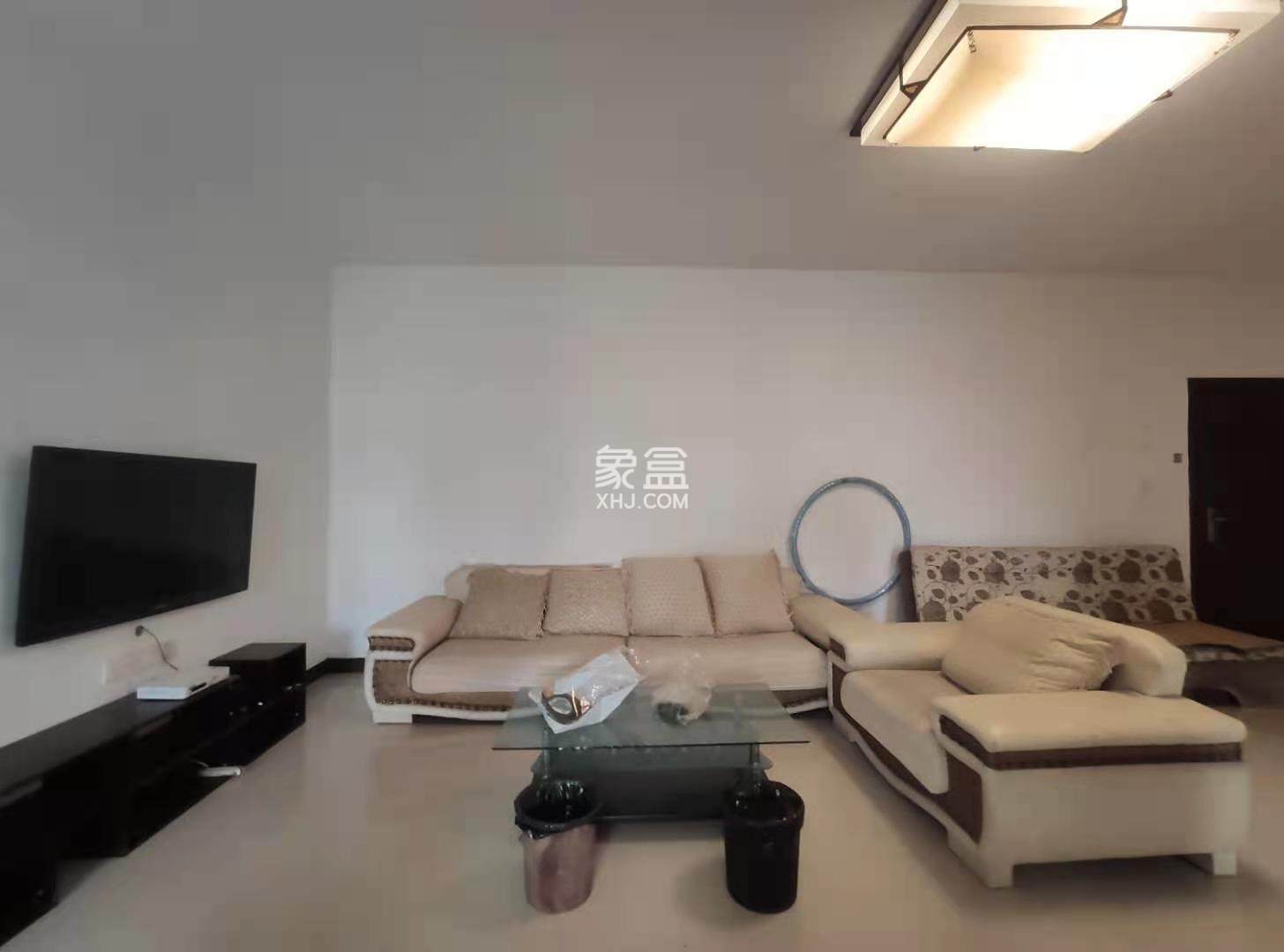 桂茗苑  3室2厅2卫   1100.00元/月