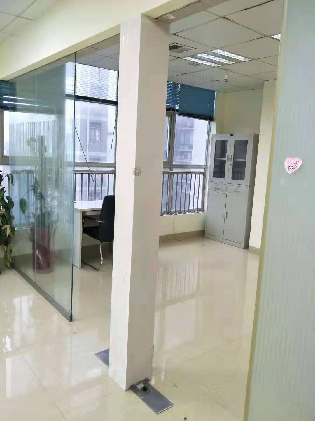 宇元国际写字楼  2室2厅0卫    3800.0元/月 宇元国际写字楼  2室2厅0卫    3800.0元/月