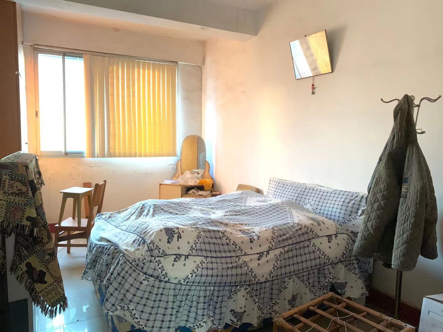 板塘工商所宿舍 2室2厅1卫 800.0元/月 板塘工商所宿舍 2室2厅1卫 800.0元/月室内图