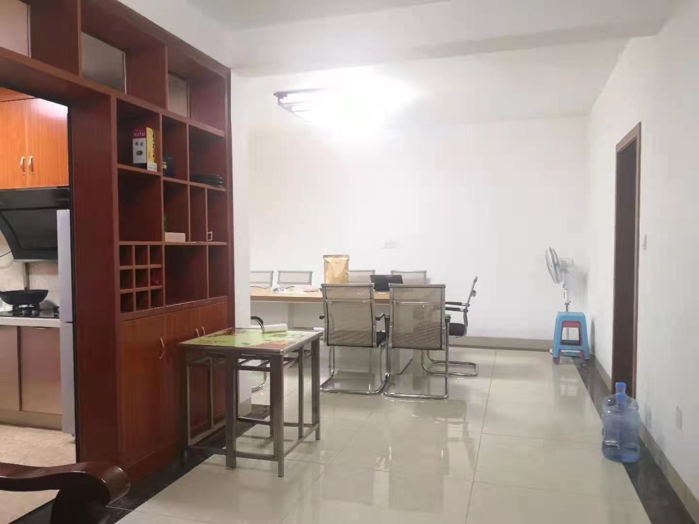 6415  3室2厅1卫   50.00万客厅