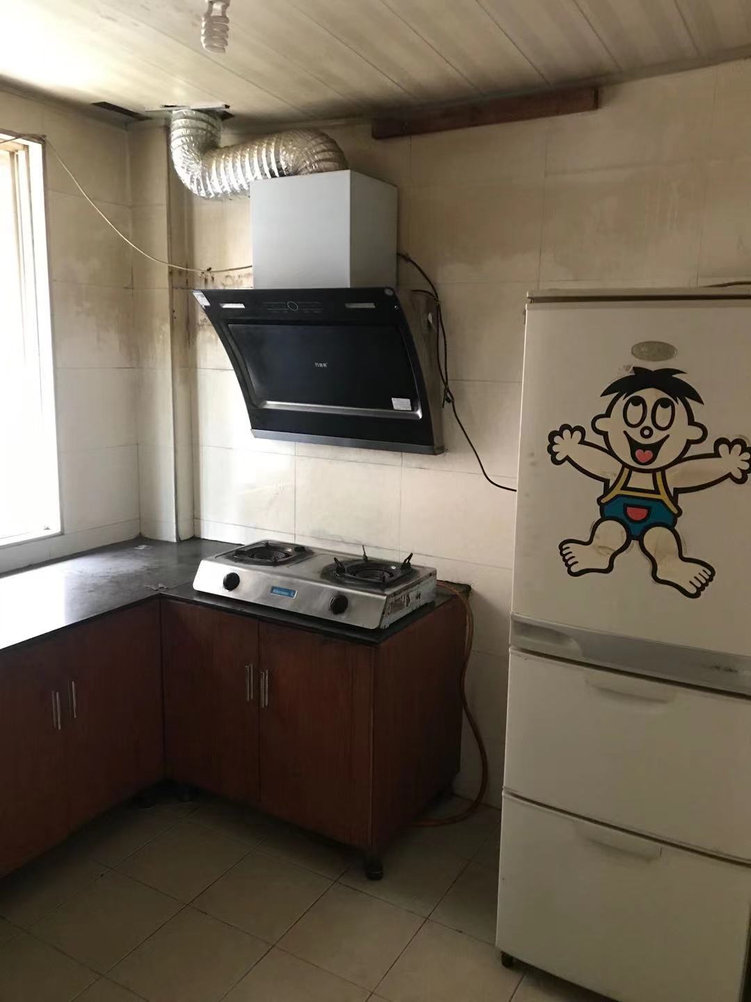 西龙苑安置小区(西垅苑小区)  2室2厅1卫    1350.0元/月 西龙苑安置小区(西垅苑小区)  2室2厅1卫    1350.0元/月室内图