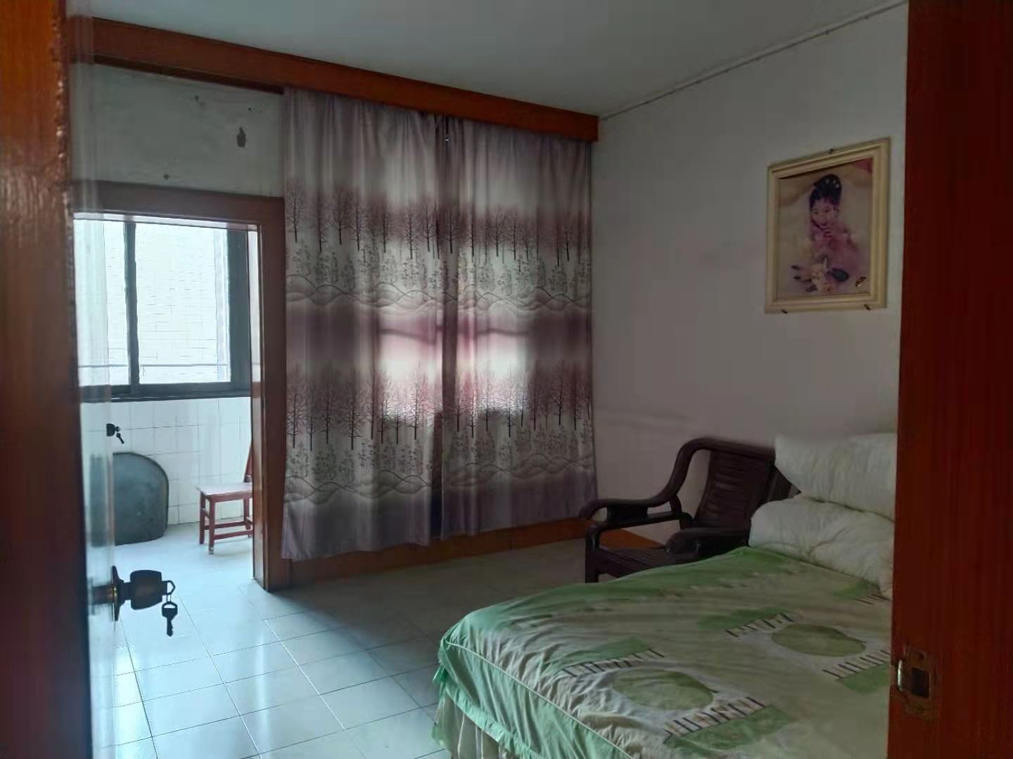 颐园小区 3室2厅1卫 45.0万 颐园小区 3室2厅1卫 45.0万卧室