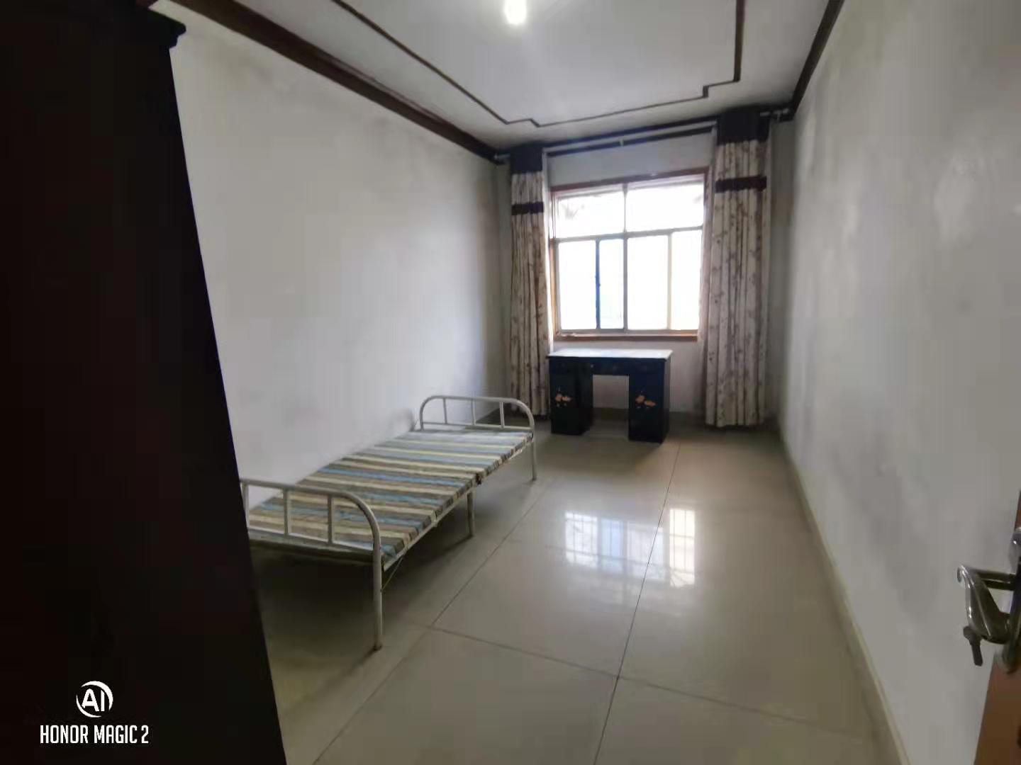 芙蓉农贸 3室2厅1卫 1200.0元/月 芙蓉农贸 3室2厅1卫 1200.0元/月室内图