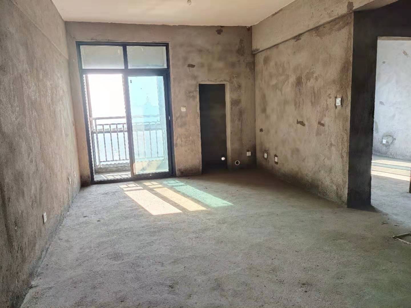 圣华名城建设北路110号 2室2厅1卫 39.8万 圣华名城建设北路110号 2室2厅1卫 39.8万客厅