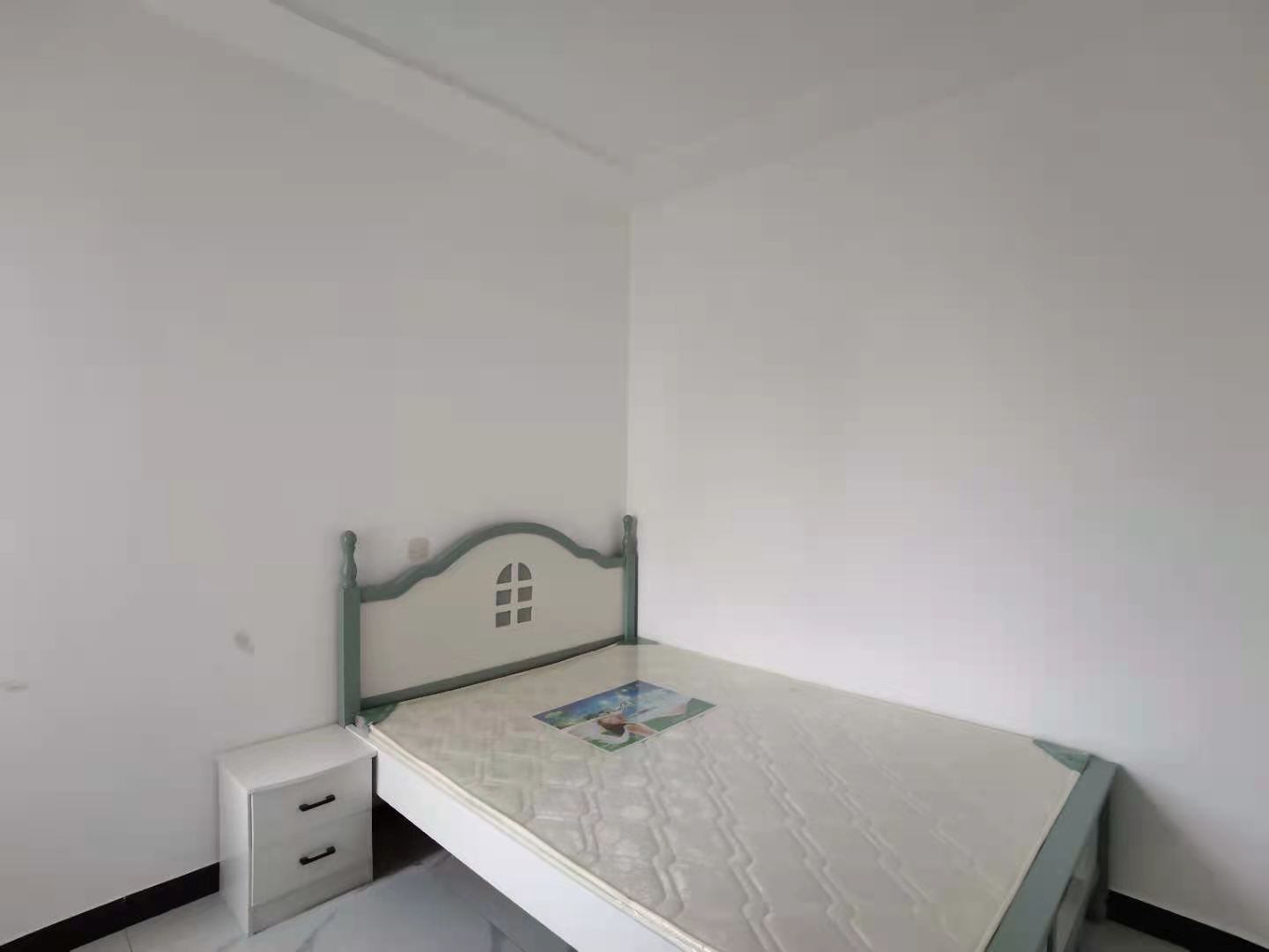 南湖春天 2室2厅1卫 1800.0元/月 南湖春天 2室2厅1卫 1800.0元/月室内图