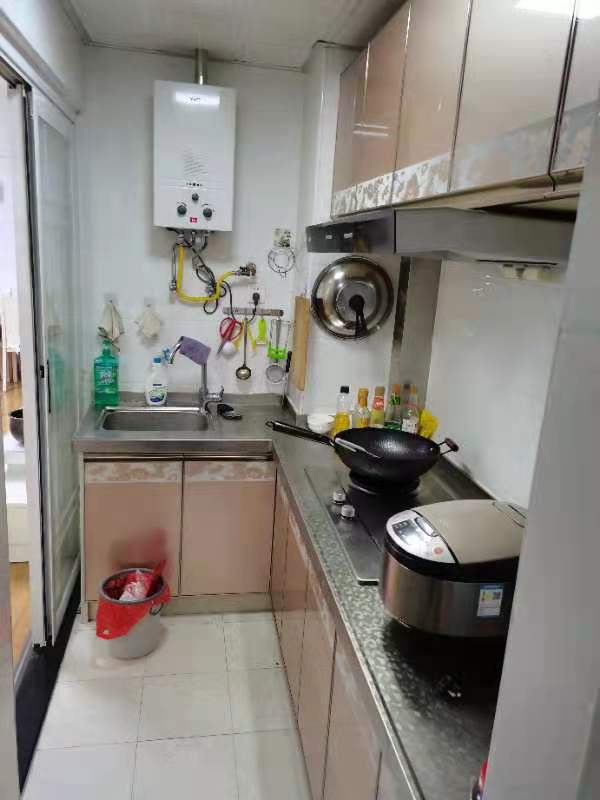 建宁购物公园财富中心 1室1厅1卫 1400.0元/月 建宁购物公园财富中心 1室1厅1卫 1400.0元/月室内图