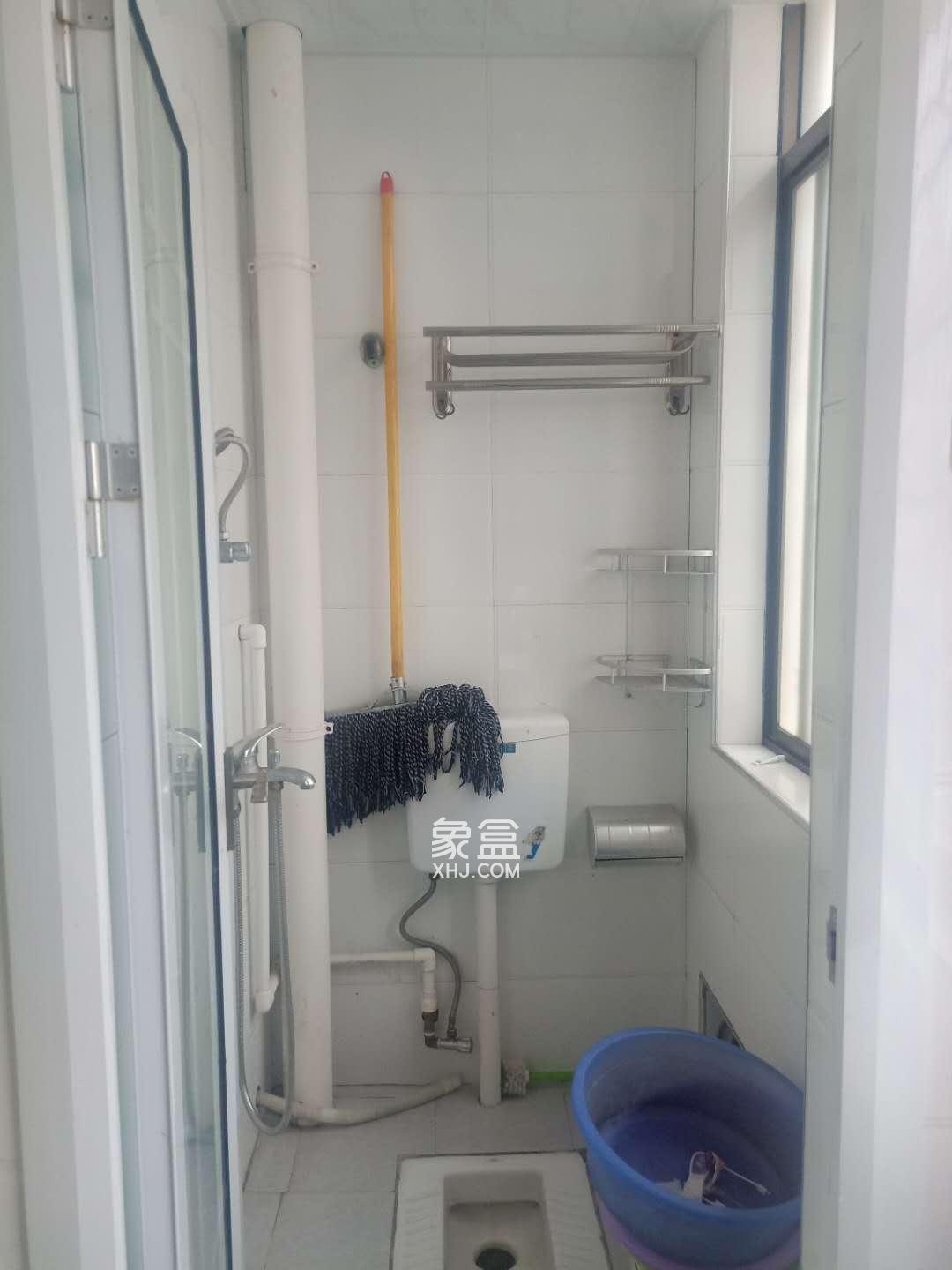 龙塘安置区(龙塘小区) 1室1厅1卫 700.0元/月 龙塘安置区(龙塘小区) 1室1厅1卫 700.0元/月室内图