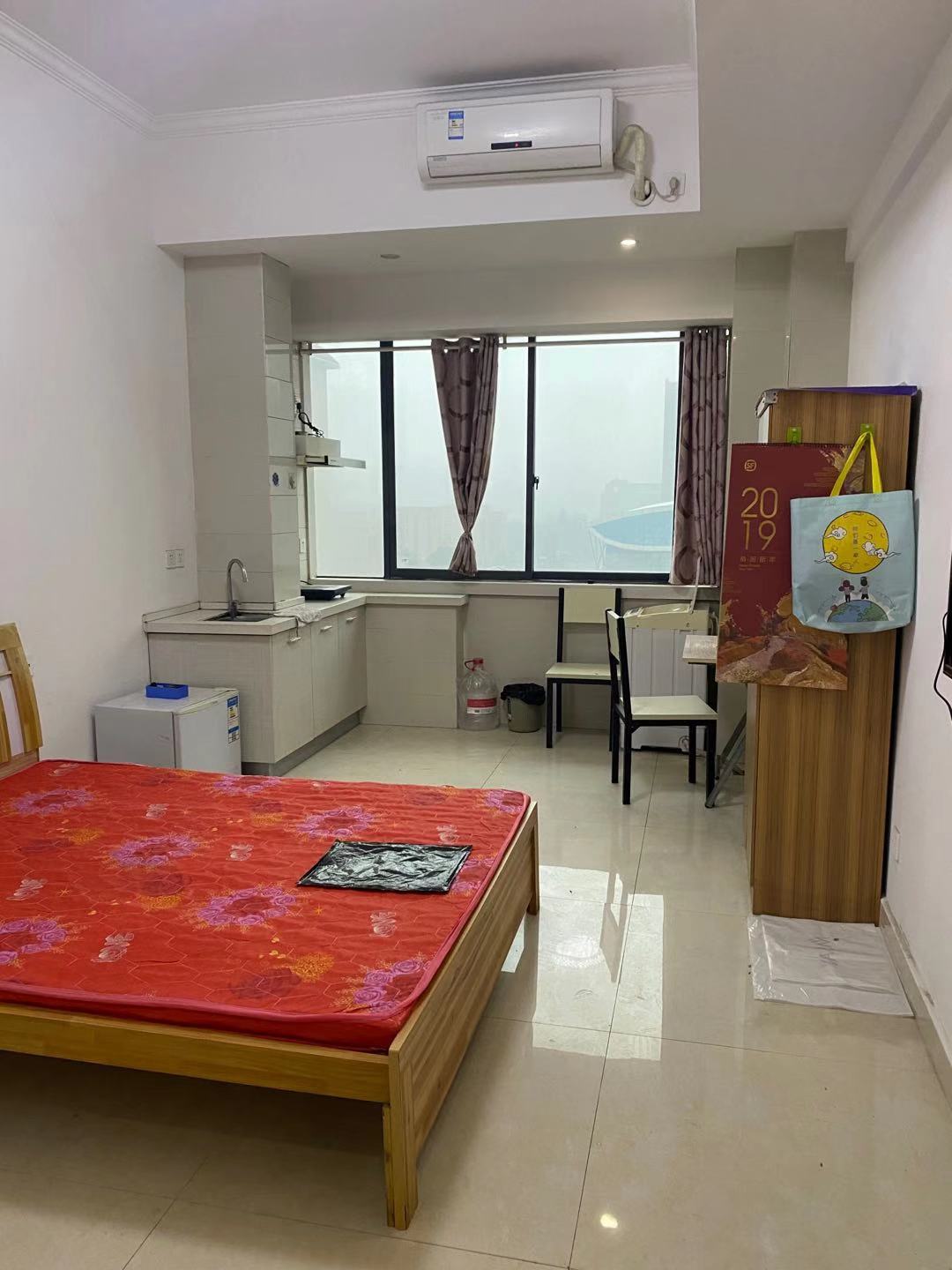 佐佑大厦 1室1厅1卫 1100.0元/月 佐佑大厦 1室1厅1卫 1100.0元/月室内图