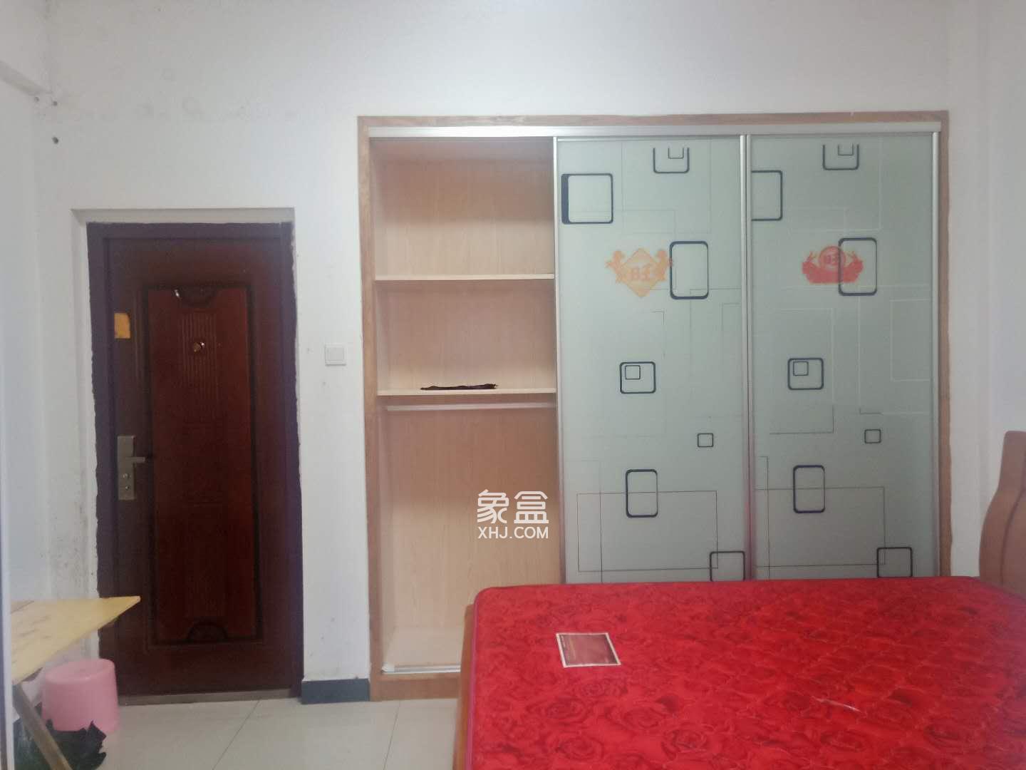 龙塘安置区(龙塘小区) 1室1厅1卫 700.0元/月 龙塘安置区(龙塘小区) 1室1厅1卫 700.0元/月室内图