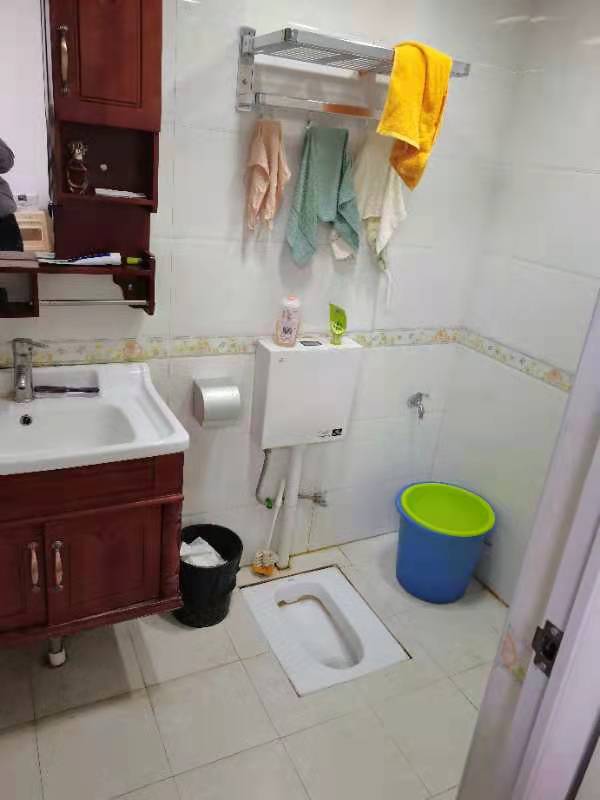 建宁购物公园财富中心 1室1厅1卫 1400.0元/月 建宁购物公园财富中心 1室1厅1卫 1400.0元/月室内图