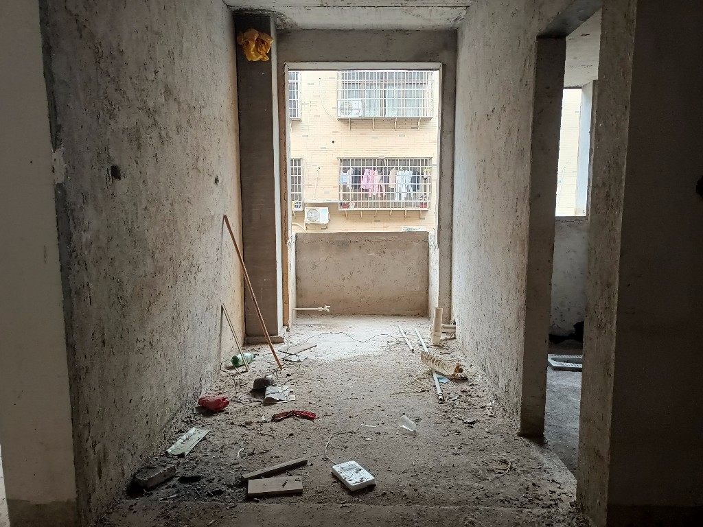 金园东苑  3室2厅2卫    53.8万 金园东苑  3室2厅2卫    53.8万厨房