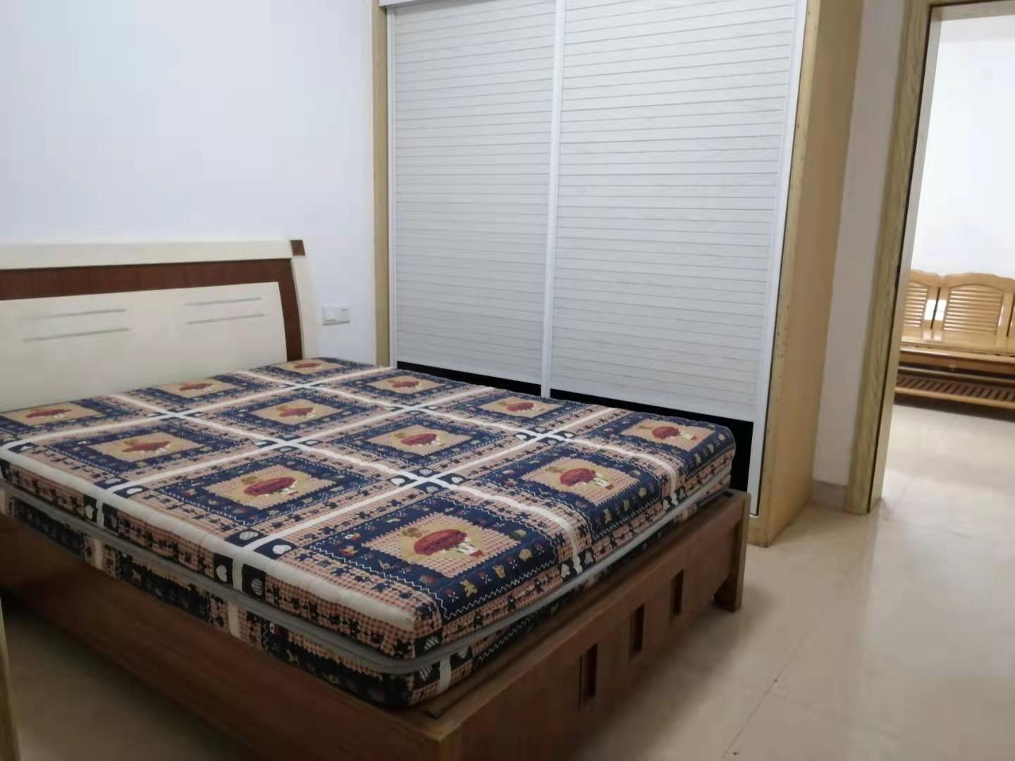 西湖一村 2室1厅1卫 1500.0元/月 西湖一村 2室1厅1卫 1500.0元/月室内图