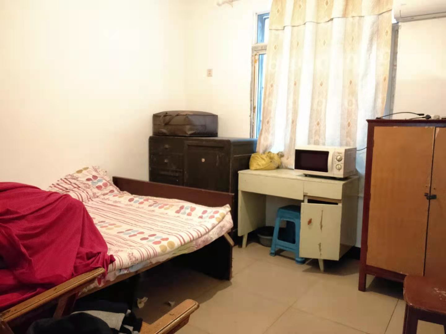 黄家塘社区 2室1厅1卫 600.0元/月 黄家塘社区 2室1厅1卫 600.0元/月室内图