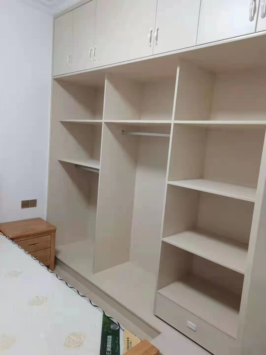 金科伴山溪谷 2室1厅1卫 1200.0元/月 金科伴山溪谷 2室1厅1卫 1200.0元/月室内图