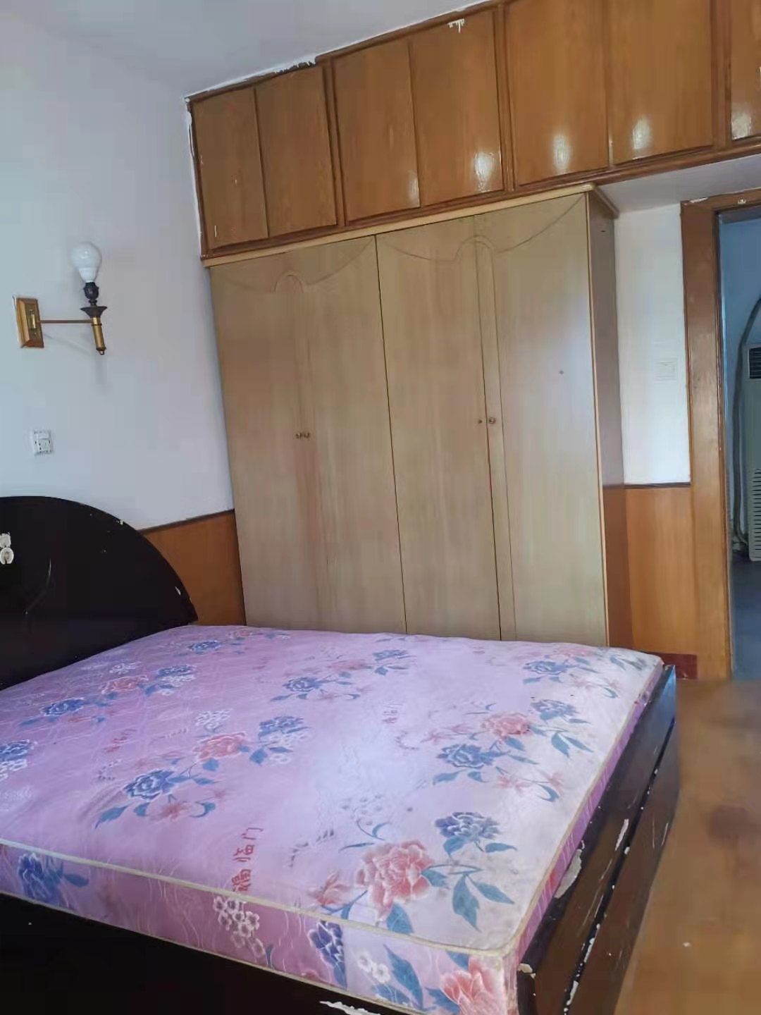 操坪社区 2室1厅1卫 1000.0元/月 操坪社区 2室1厅1卫 1000.0元/月室内图