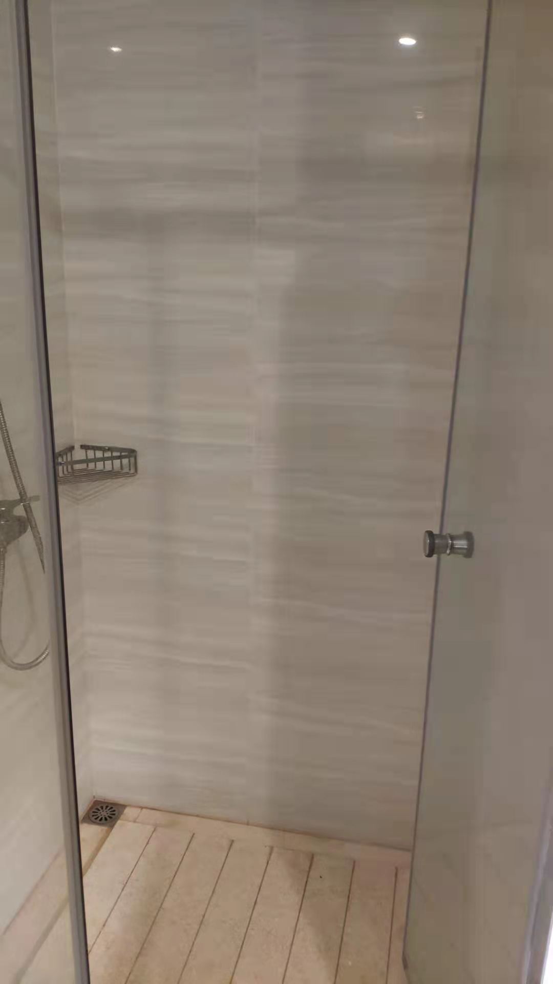 恒大绿洲  1室1厅1卫   35.00万卧室