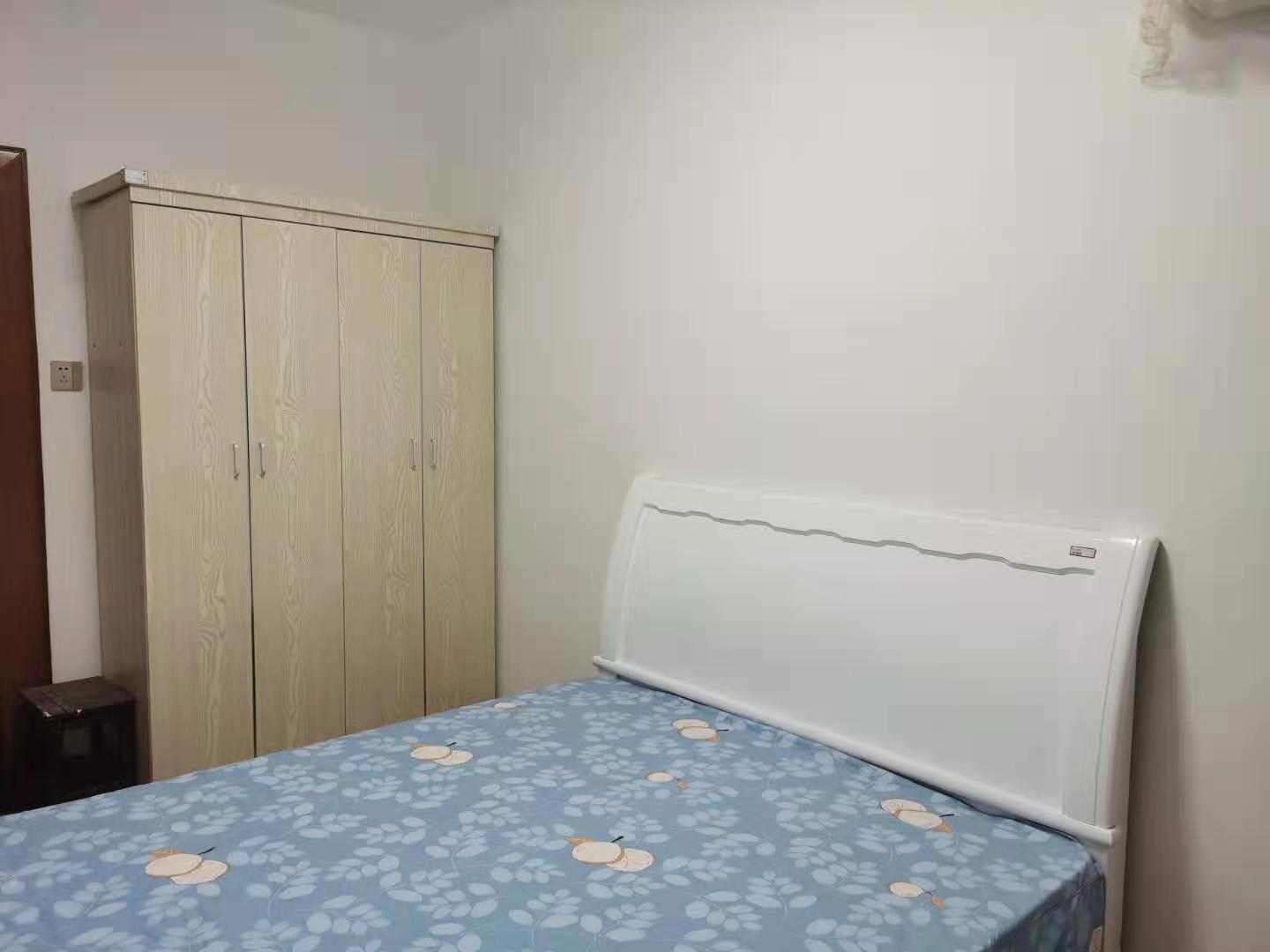 橡胶机家属区  2室1厅1卫    26.8万卧室