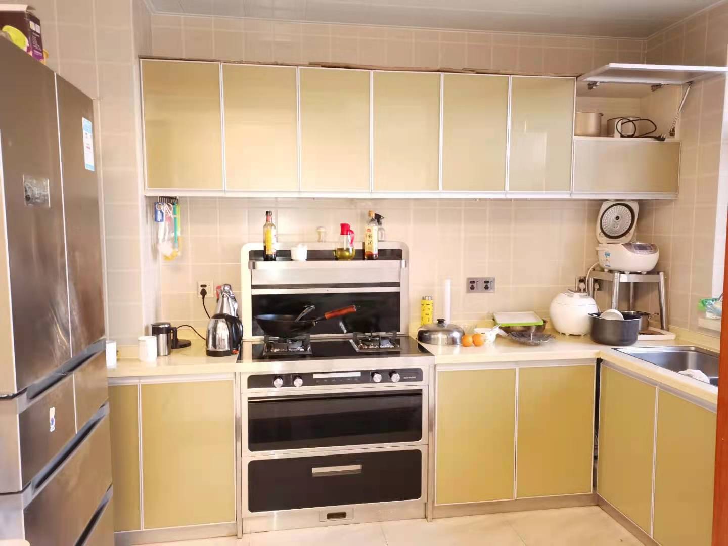 会龙山溪谷（住宅）  3室2厅2卫    118.0万卫生间