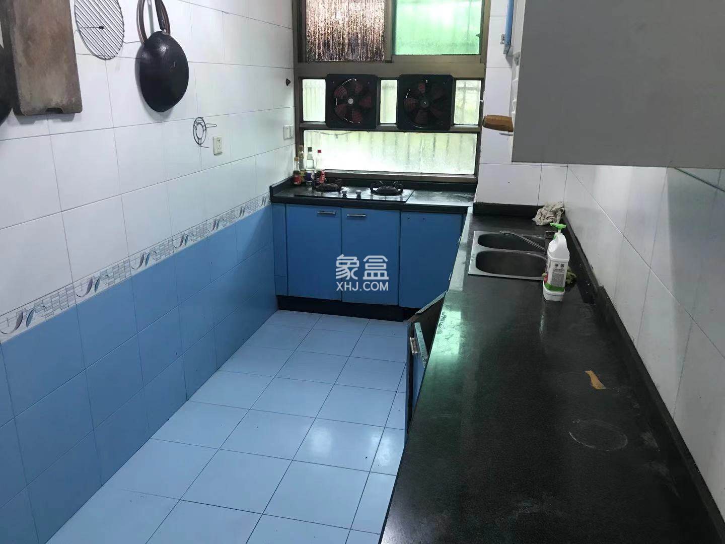 715矿小区  3室2厅2卫    86.0万