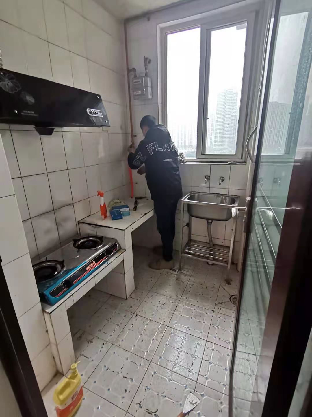 二江花园 1室1厅1卫 1500.00元/月 二江花园 1室1厅1卫 1500.00元/月室内图