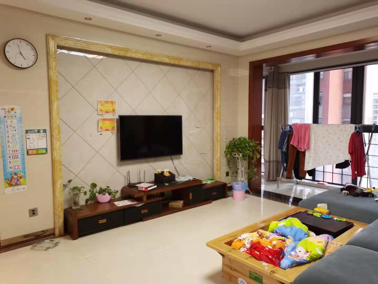 会龙山溪谷（住宅）  3室2厅2卫    118.0万