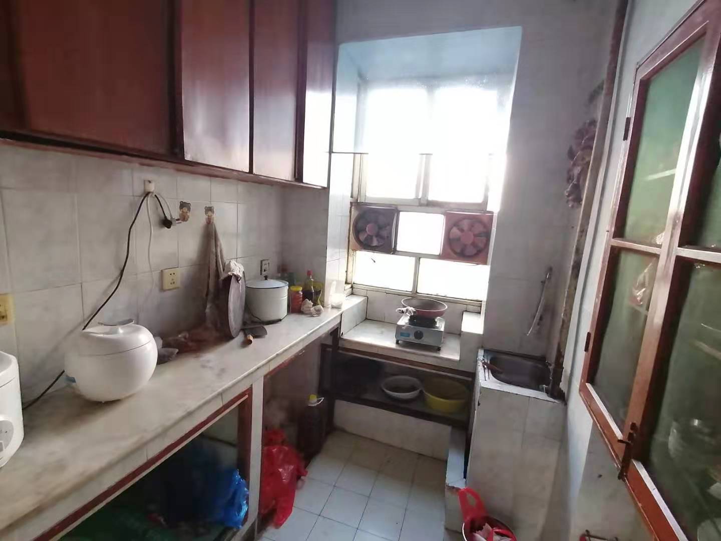 资阳区邮政家属楼  3室2厅1卫    36.8万