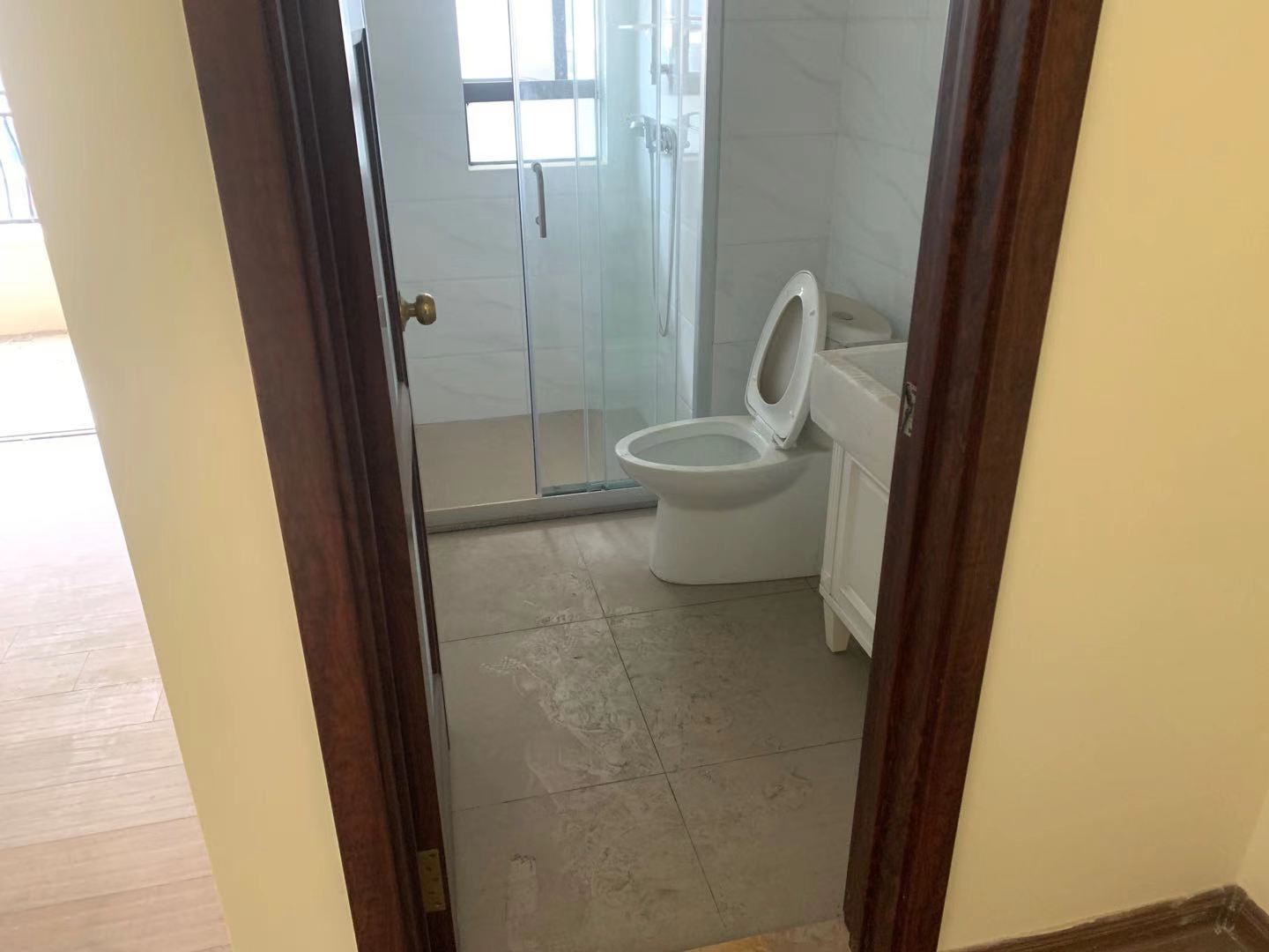 碧桂园 5室2厅2卫 3000.0元/月 碧桂园 5室2厅2卫 3000.0元/月室内图