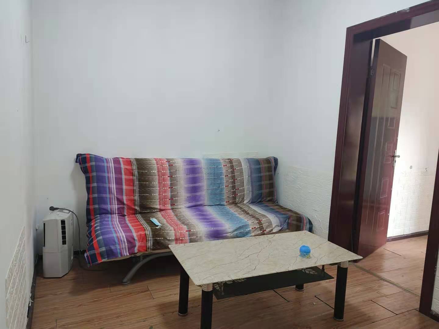 中天会展城A区  1室1厅1卫   1380.00元/月室内图