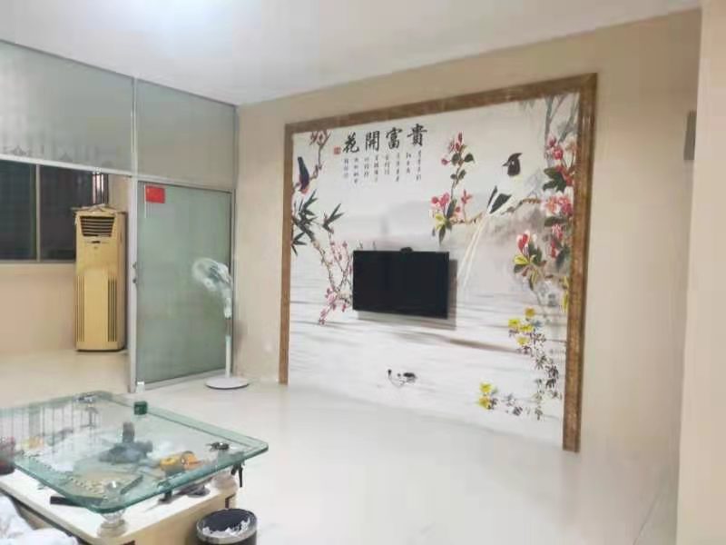 亲和府 3室2厅1卫 55.0万 亲和府 3室2厅1卫 55.0万客厅