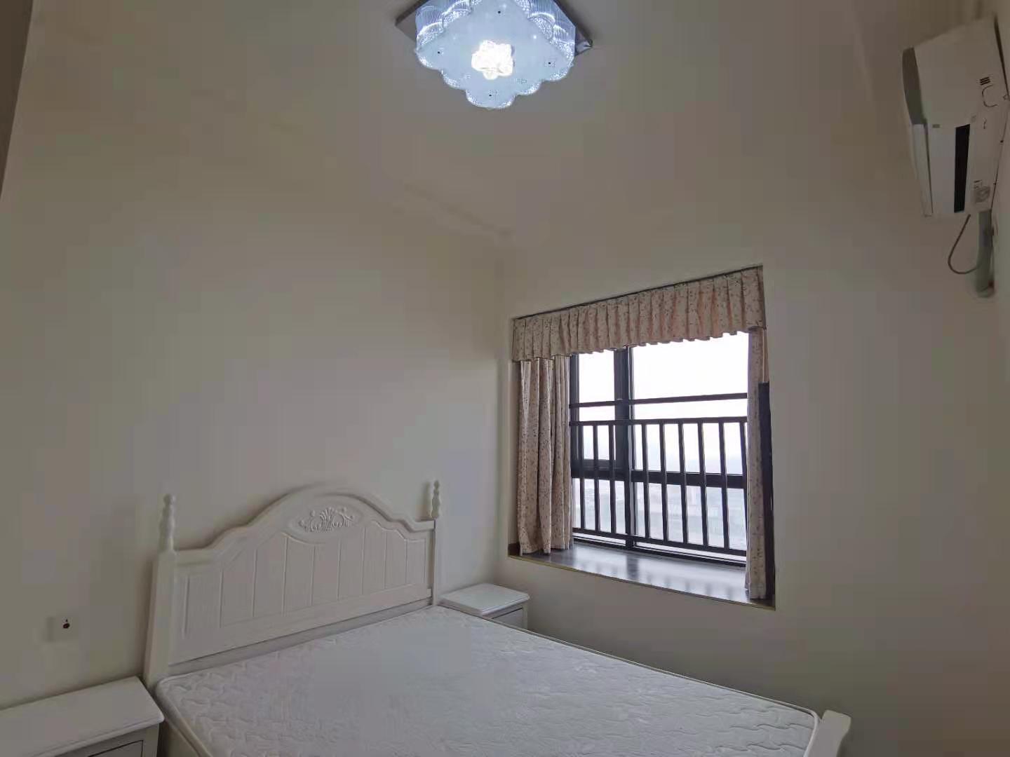 南湖尚景  2室2厅1卫   2200.00元/月室内图