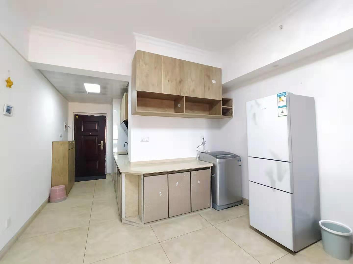 佳源罗马都市  1室1厅1卫    1500.0元/月 佳源罗马都市  1室1厅1卫    1500.0元/月小区图