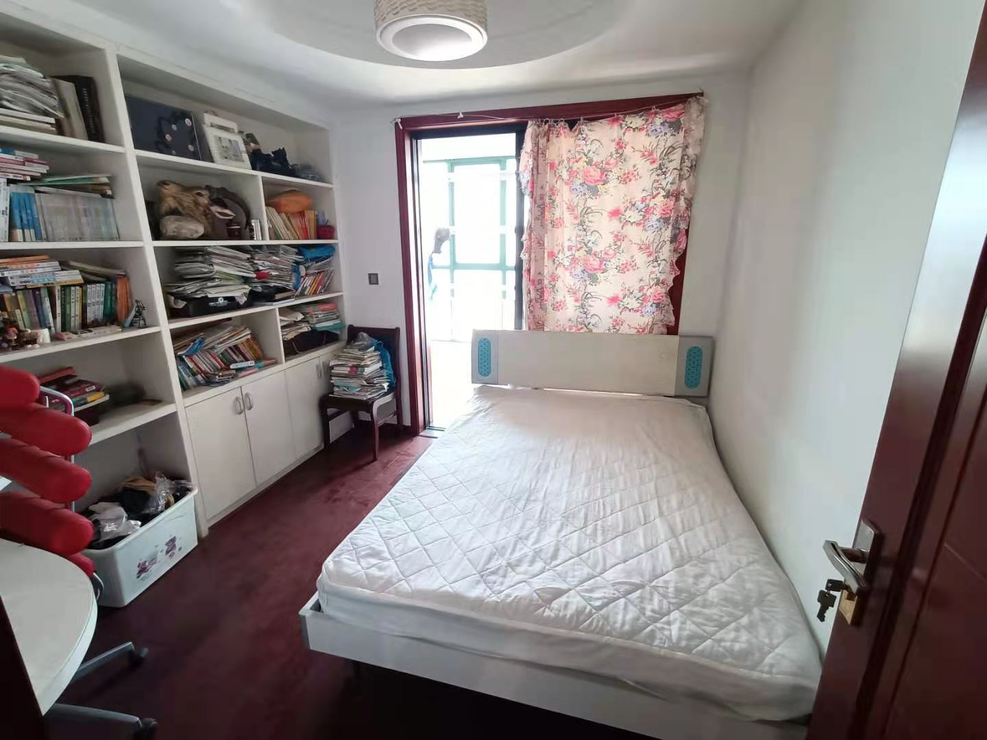 银城壹号 3室2厅2卫 108.0万 银城壹号 3室2厅2卫 108.0万卧室