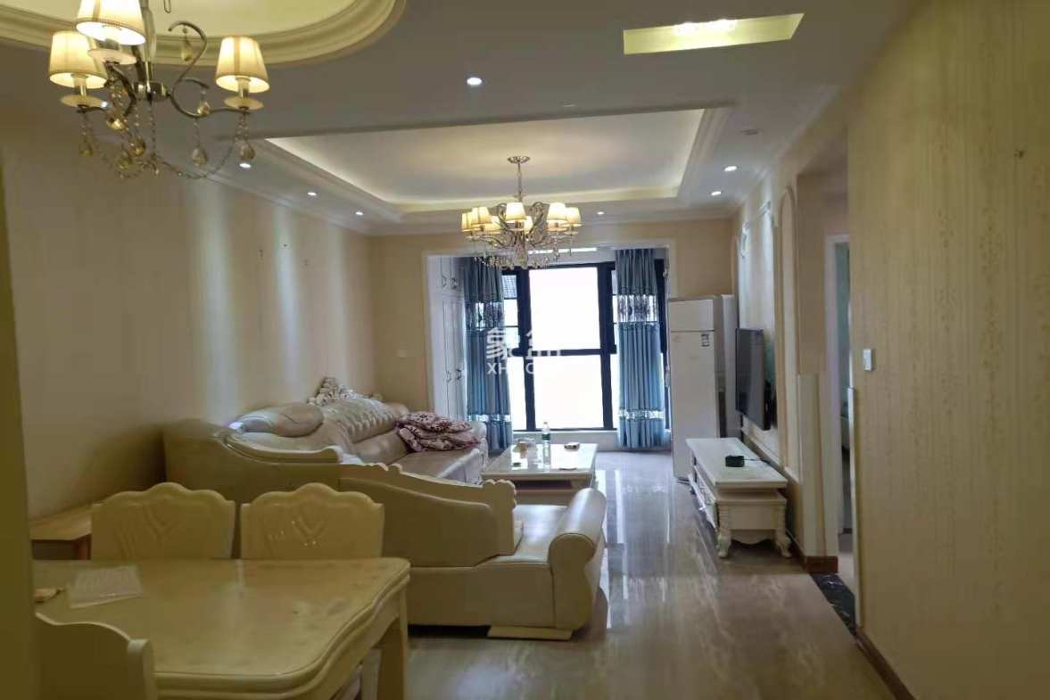 南湖世纪 2室2厅1卫 2500.00元/月 南湖世纪 2室2厅1卫 2500.00元/月室内图