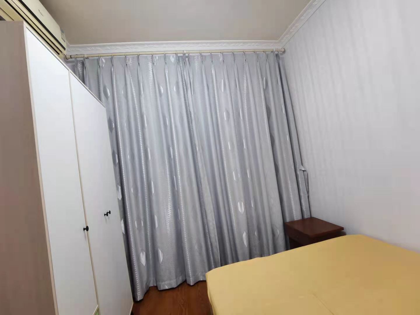 南湖锦苑 1室1厅1卫 1500.0元/月 南湖锦苑 1室1厅1卫 1500.0元/月室内图