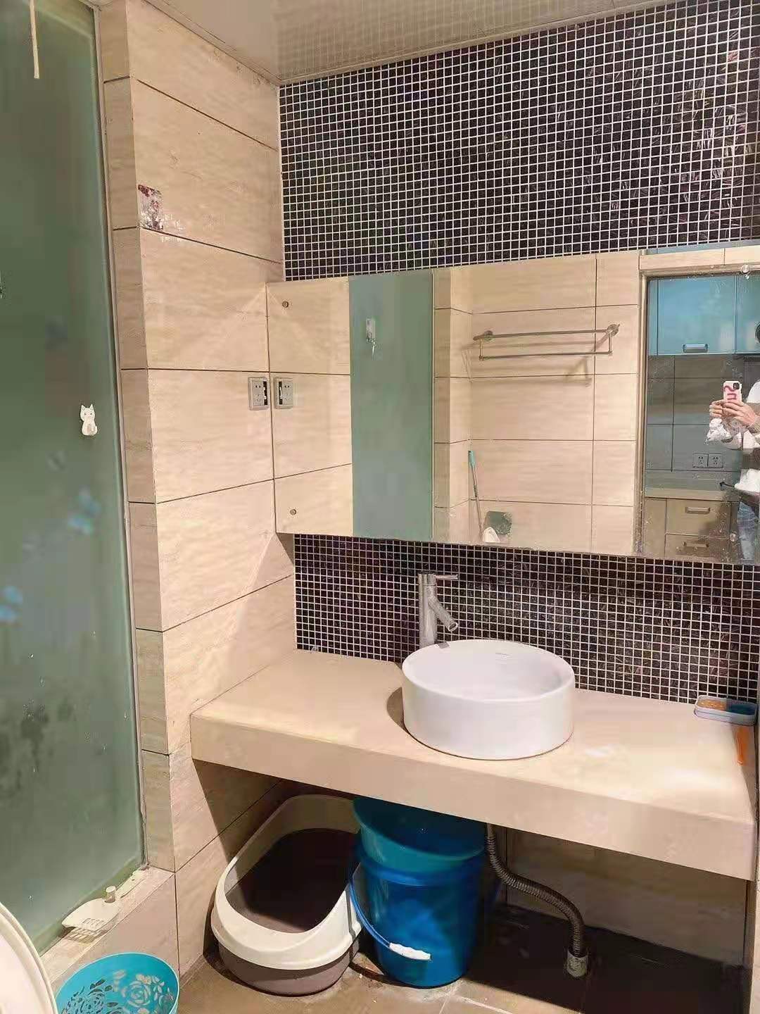 富华商业广场 1室1厅1卫 1100.00元/月 富华商业广场 1室1厅1卫 1100.00元/月室内图